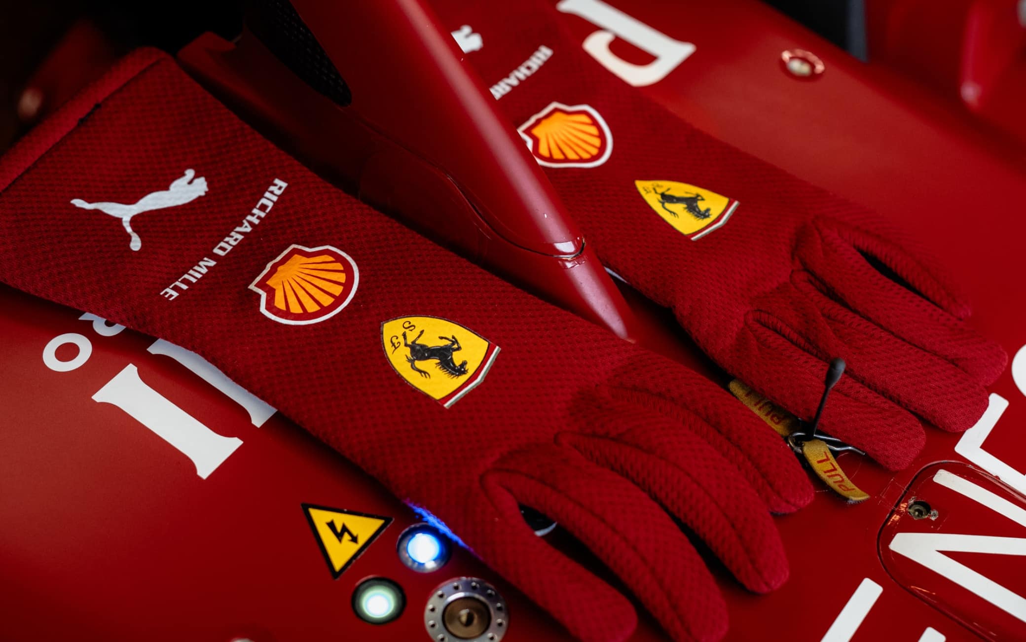 f1